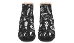 Raven Study Comfy Winter Boots -Rogue & Wolf Shop ComfyWinterBoots RavenStudyComfyWinterBoots 173 37909 Comfywinterboots Blk STR4 NLB