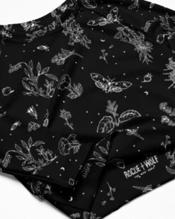 Nightshade Long Sleeve Crop Top -Rogue & Wolf Shop FloralCropTop 02