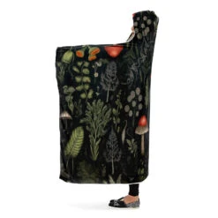 Foraging Hooded Blanket -Rogue & Wolf Shop HoodedBlankets ForagingHoodedBlanket 173 28411 Hoodedblankets WT STR3 NLB