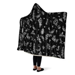 Nightshade Hooded Blanket 19 Nightshade Hooded Blanket -Rogue & Wolf Shop HoodedBlankets NightshadeHoodedBlanket 173 28418 Hoodedblankets WT STR6 NLB