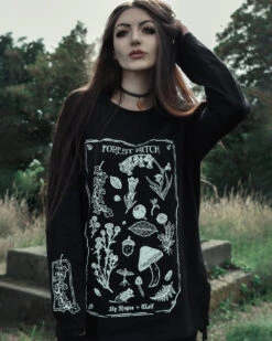 Forest Witch Long Sleeve Tee -Rogue & Wolf Shop IMG 1561