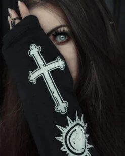 Vampire Anatomy Long Sleeve Tee -Rogue & Wolf Shop IMG 1628