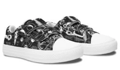 Raven Study Kids Low Tops -Rogue & Wolf Shop KidsLowTops RavenStudyKidsLowTops 173 37430 Kidslowtops WT STR7 NLB