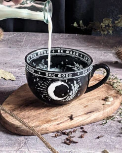 La Lune Mug 26 La Lune Mug -Rogue & Wolf Shop PXL 20210910 132515155.MP 2