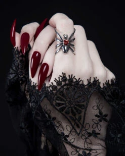 Spiderhug Ring In Mirror Steel